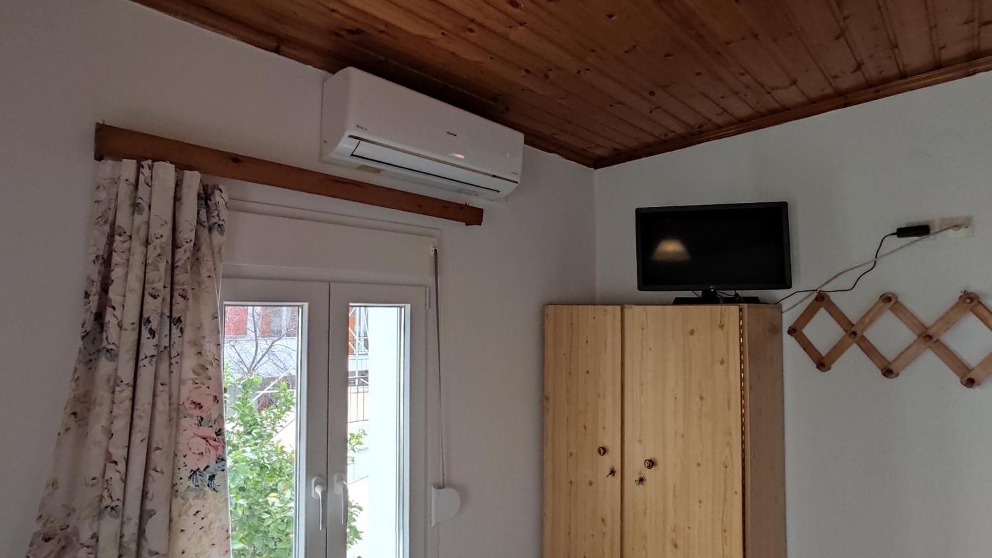 Angelos Rooms Mytilíni Dış mekan fotoğraf